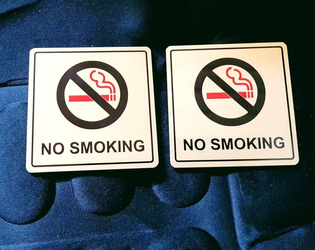 Làm biển báo cấm hút thuốc