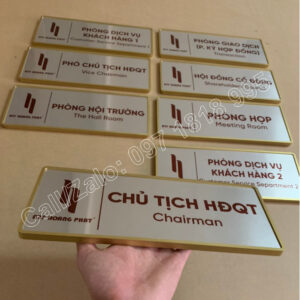 Biển tên phòng chủ tịch chất liệu inox